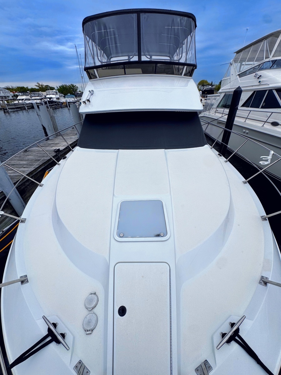 1999 Carver 406 Aft Cabin Motor Yacht