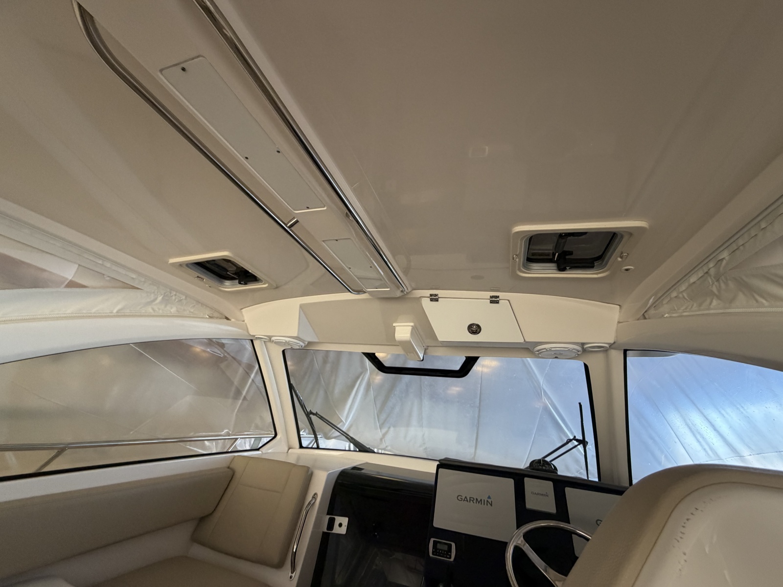 2016 Pursuit Offshore