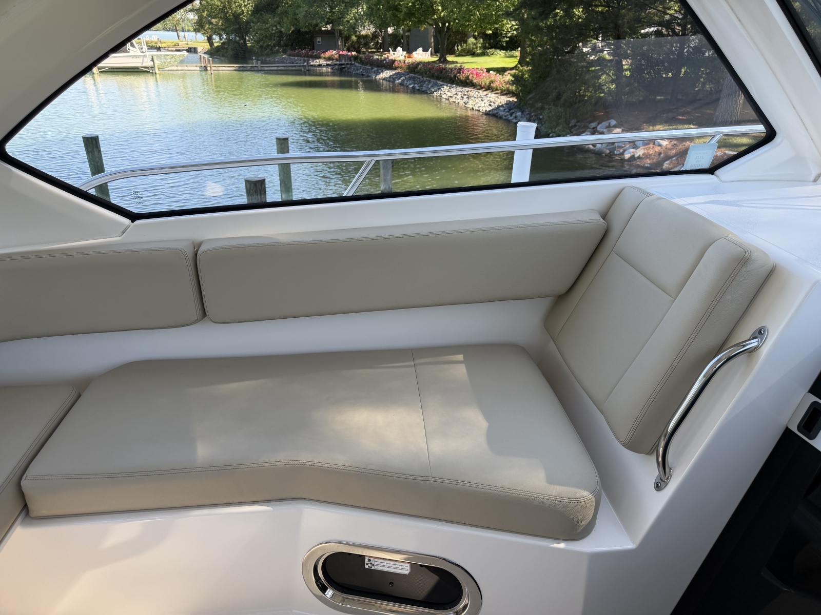 2016 Pursuit Offshore