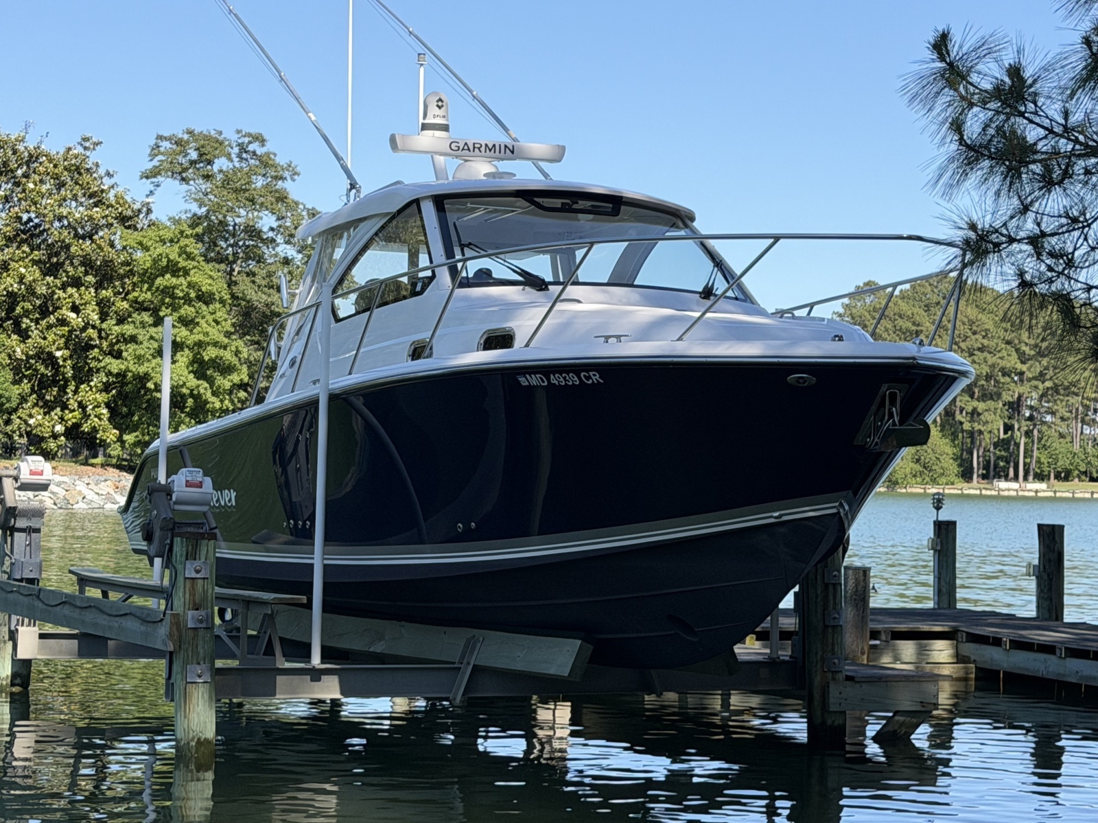 2016 Pursuit Offshore