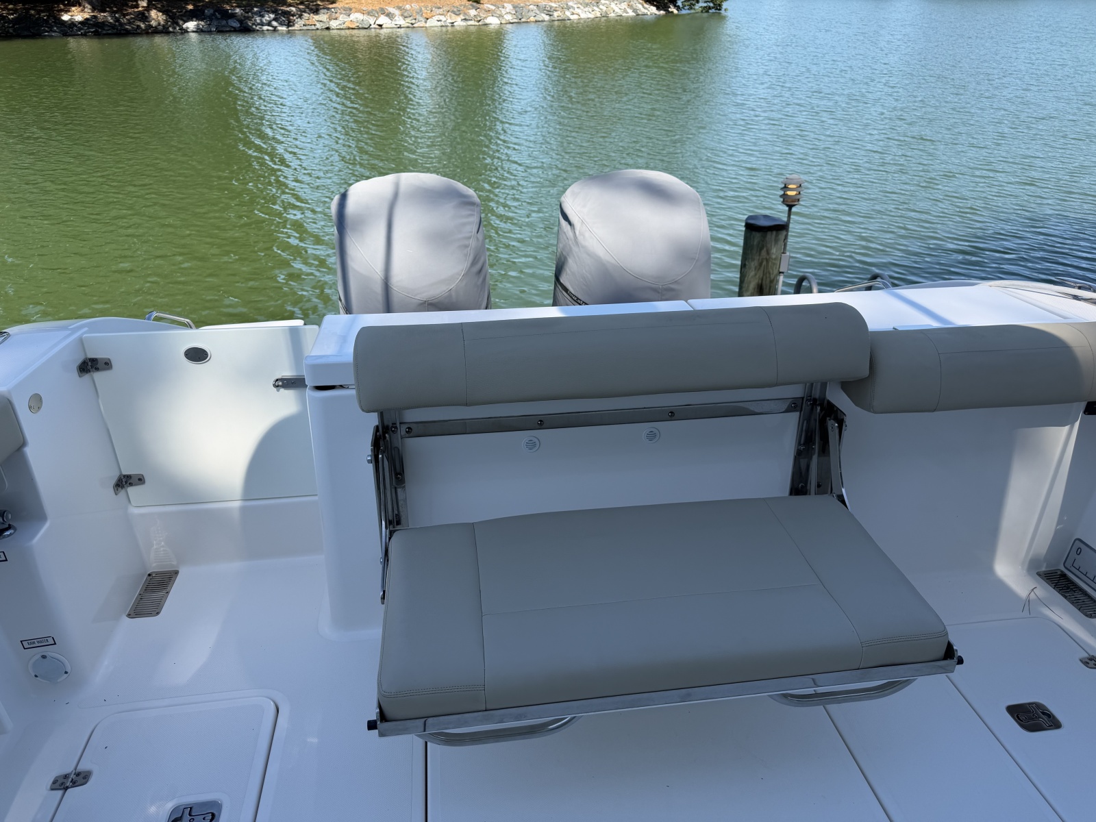 2016 Pursuit Offshore