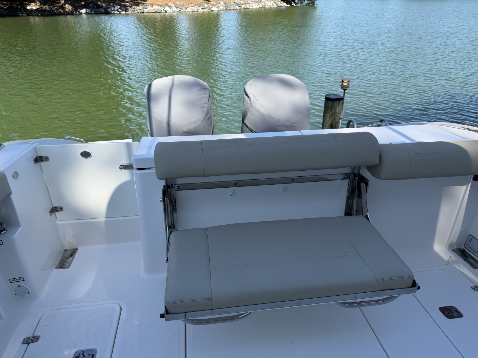 2016 Pursuit Offshore