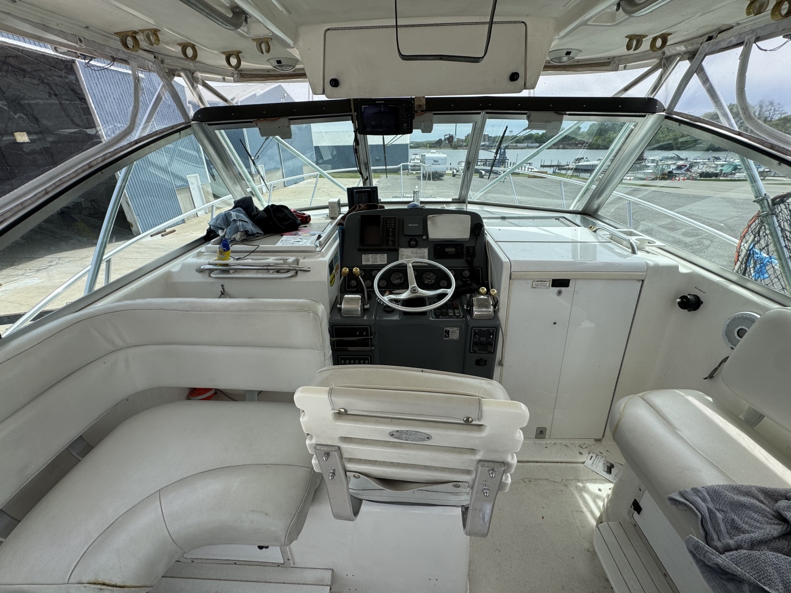 Class Act  33ft Pursuit Yacht For Sale