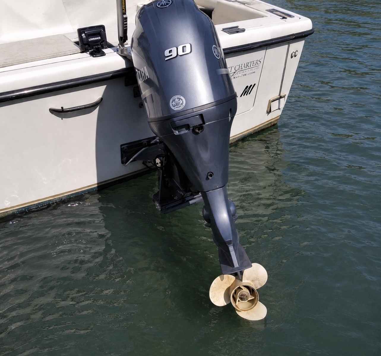 Class Act  33ft Pursuit Yacht For Sale