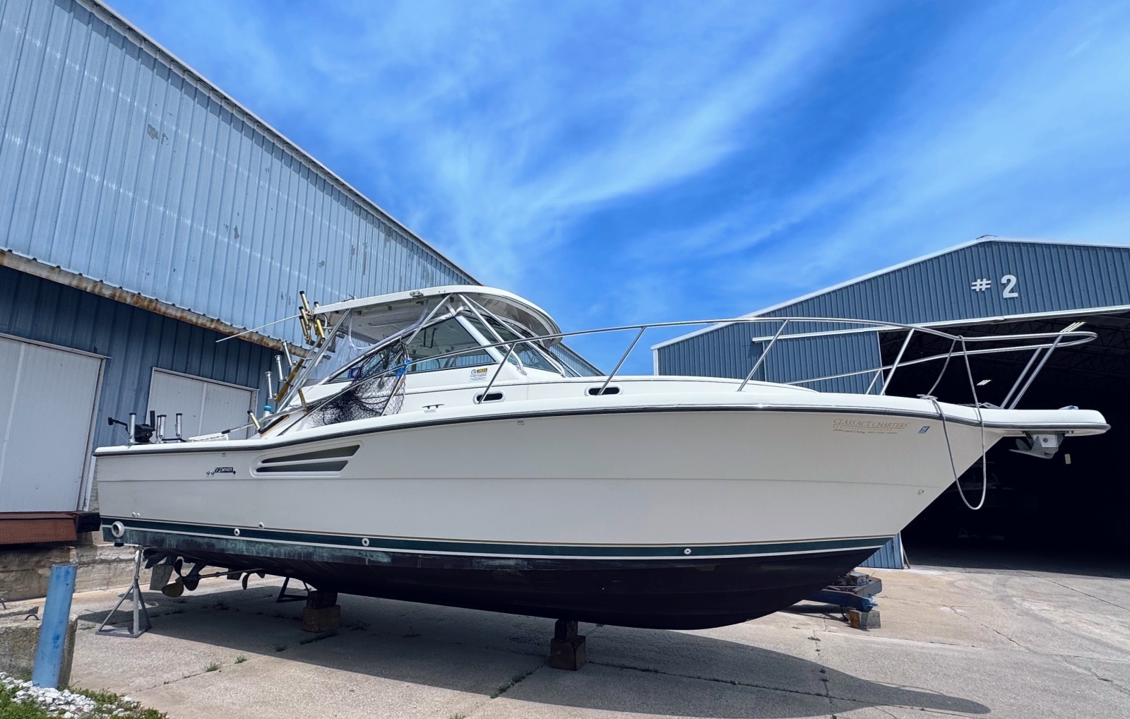 Class Act  33ft Pursuit Yacht For Sale