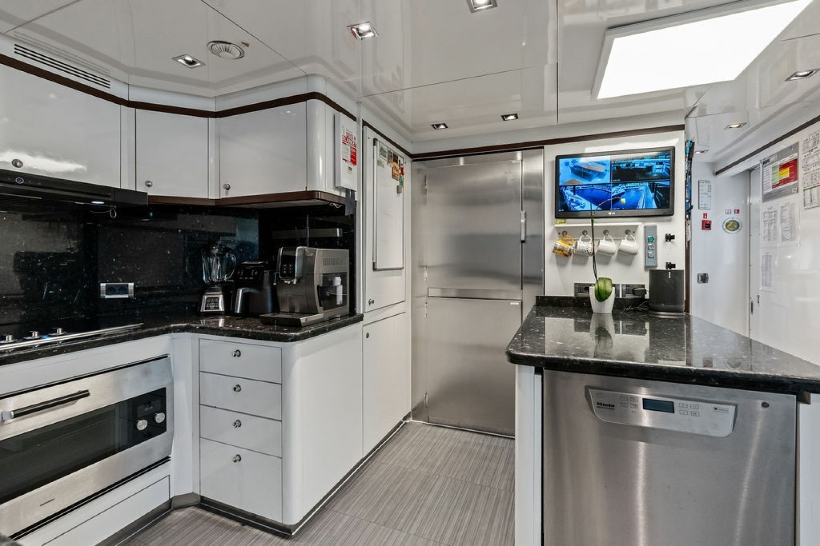 ARTHUR S WAY 121ft Benetti Yacht For Sale