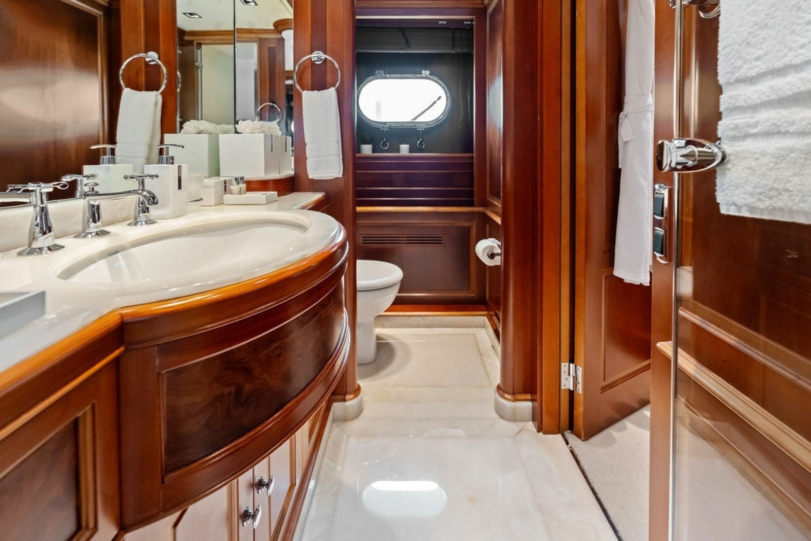 ARTHUR S WAY 121ft Benetti Yacht For Sale