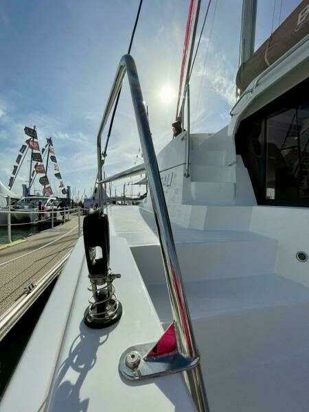 Bali 4.2 Side Deck