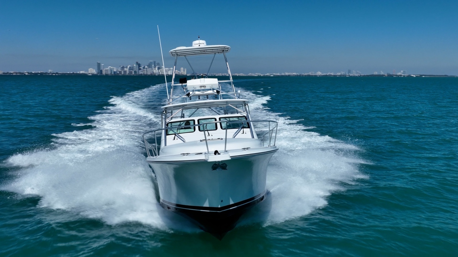32ft Luhrs Yacht For Sale