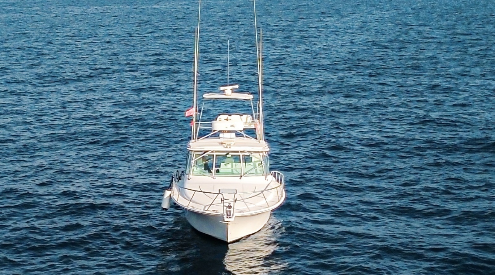 2005 Cabo 40 Hardtop Express