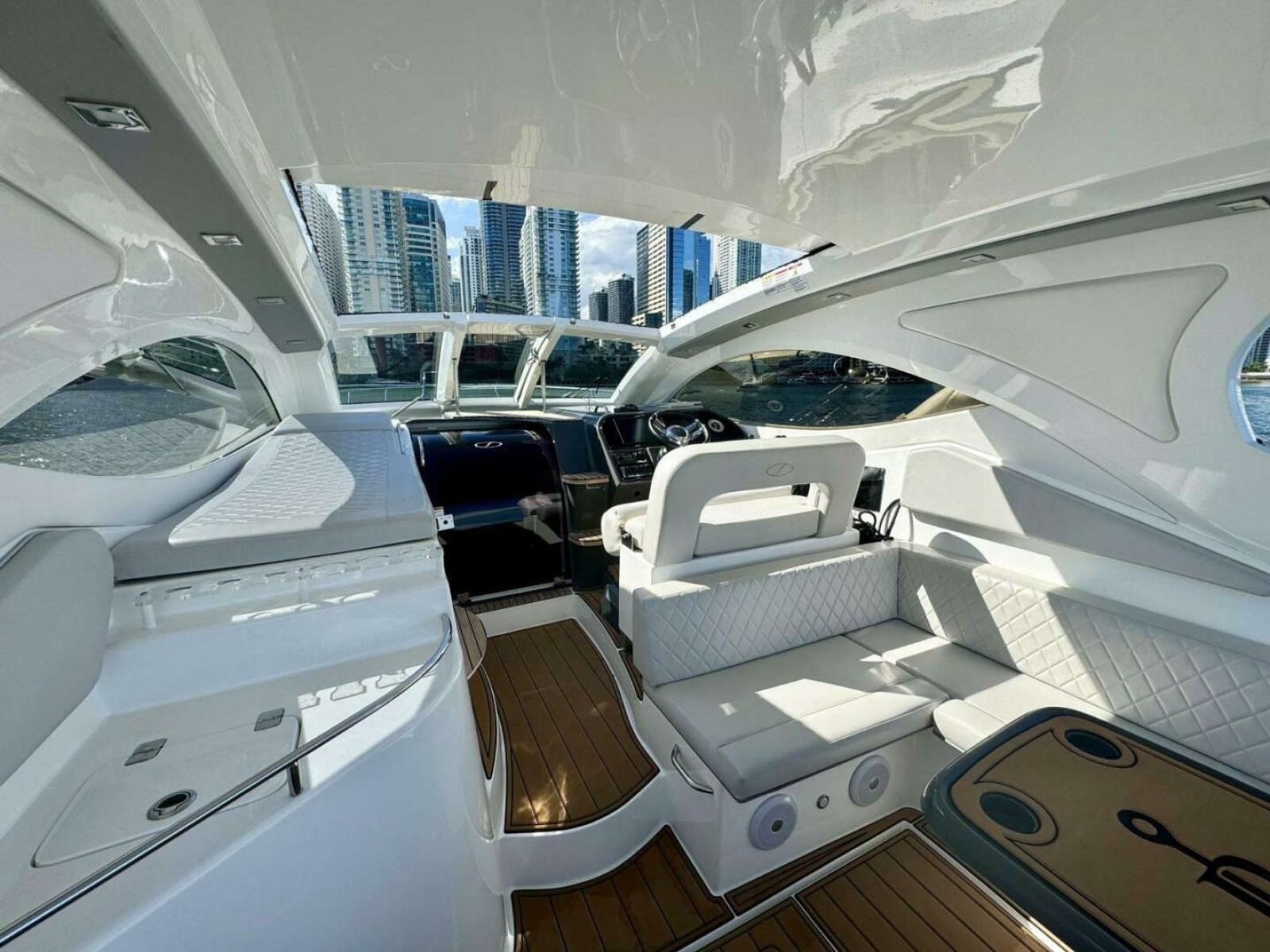 Dream Big 38ft Schaefer Yacht For Sale