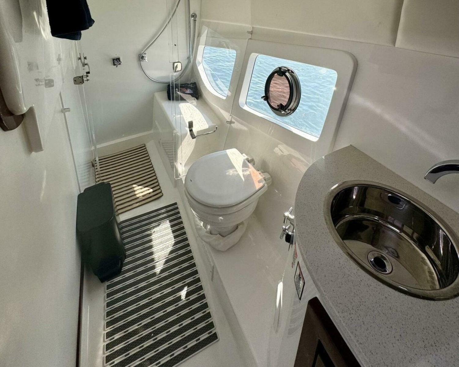 Dream Big 38ft Schaefer Yacht For Sale