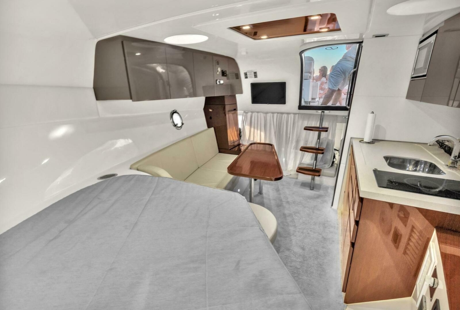 Dream Big 38ft Schaefer Yacht For Sale