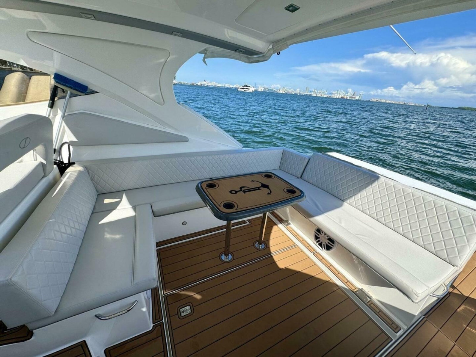 Dream Big 38ft Schaefer Yacht For Sale