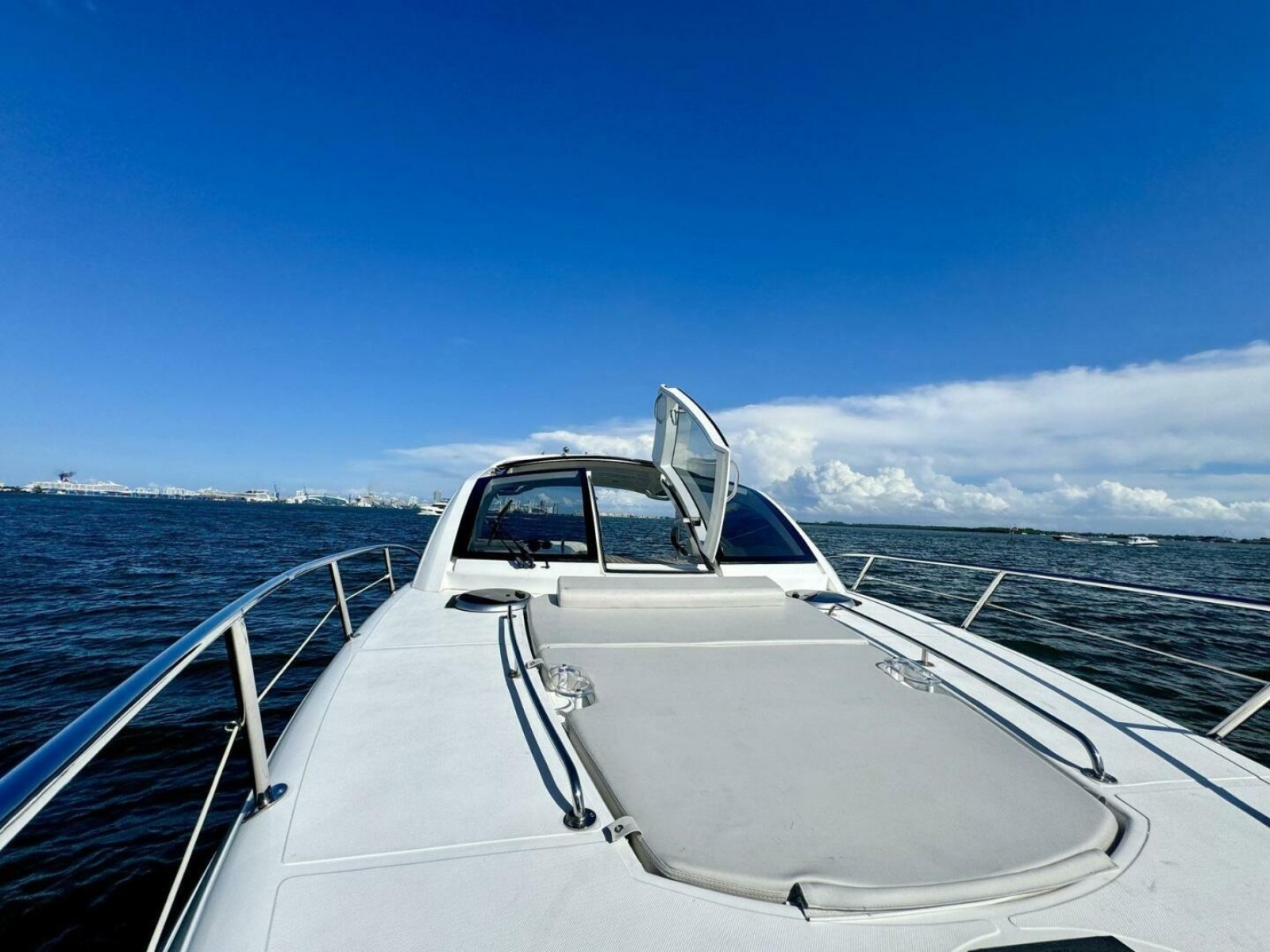 Dream Big 38ft Schaefer Yacht For Sale