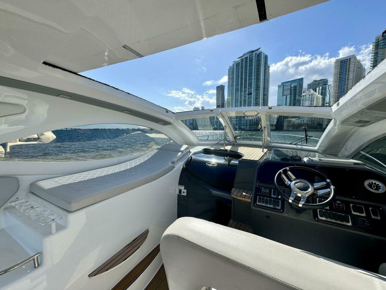 Dream Big 38ft Schaefer Yacht For Sale