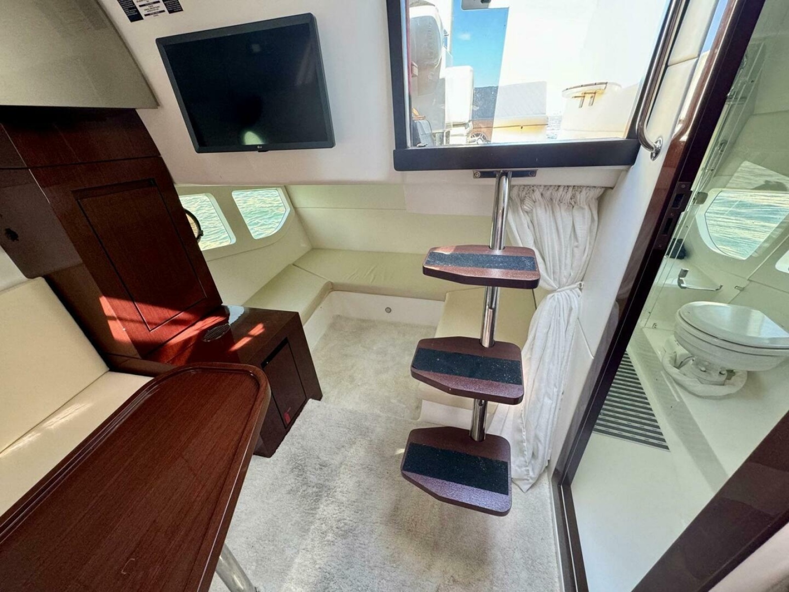 Dream Big 38ft Schaefer Yacht For Sale