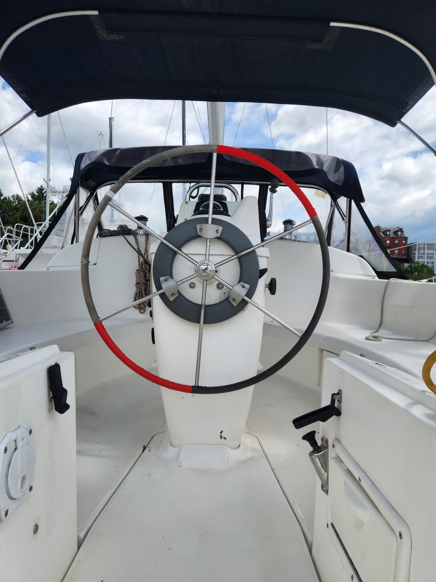 34ft Hunter Yacht For Sale