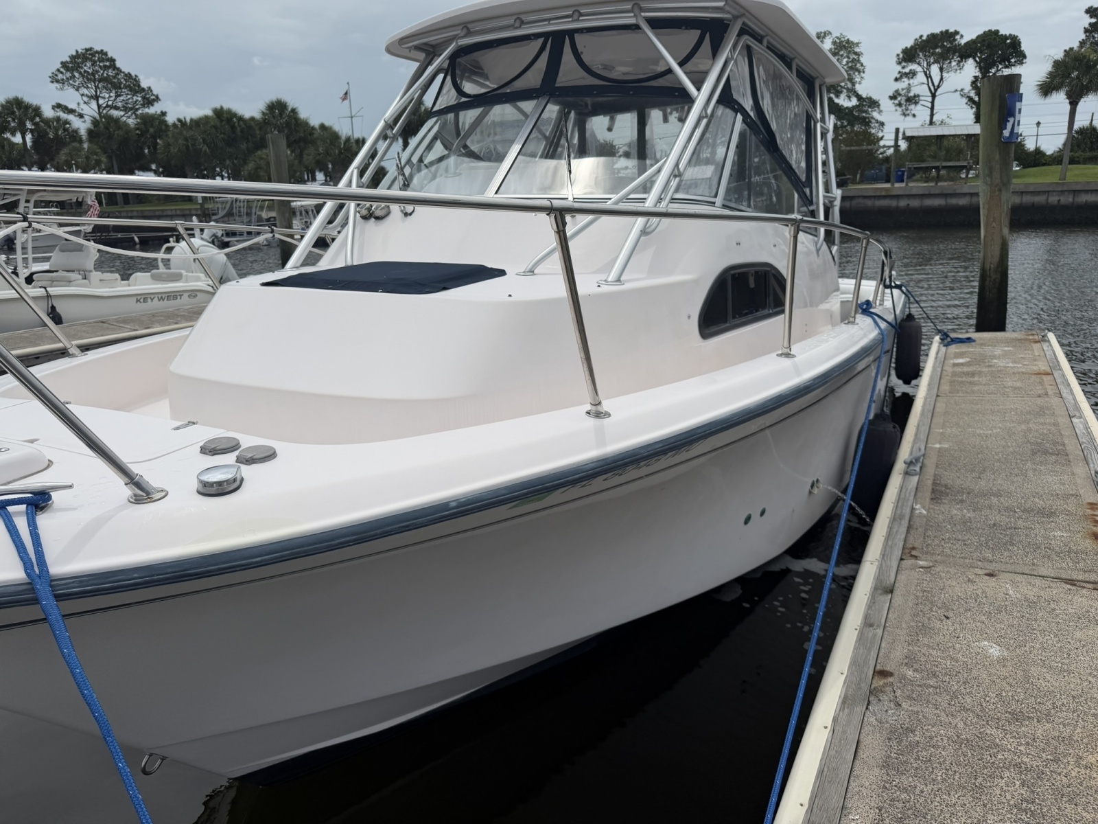 30ft Grady White Yacht For Sale
