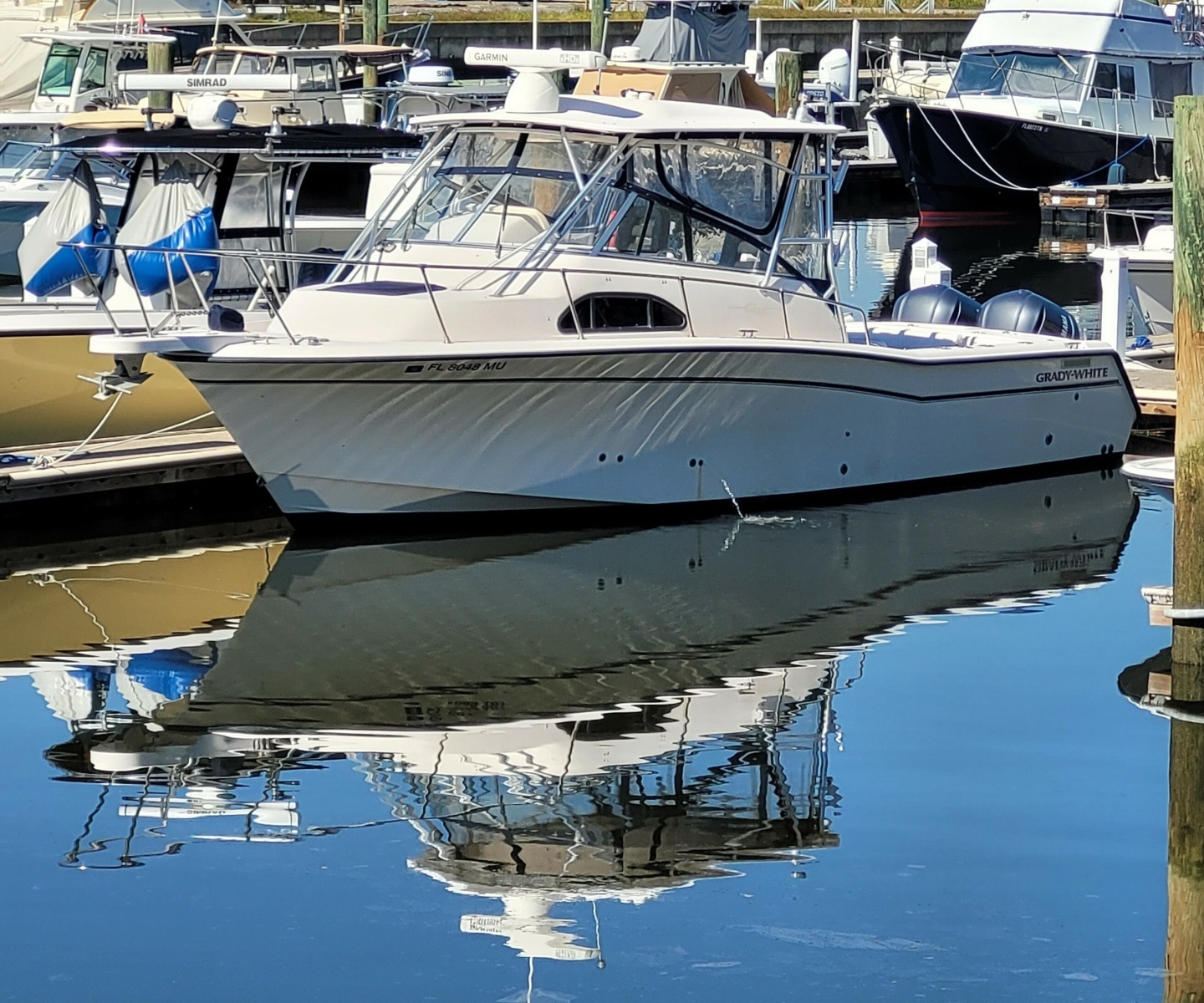 30ft Grady White Yacht For Sale