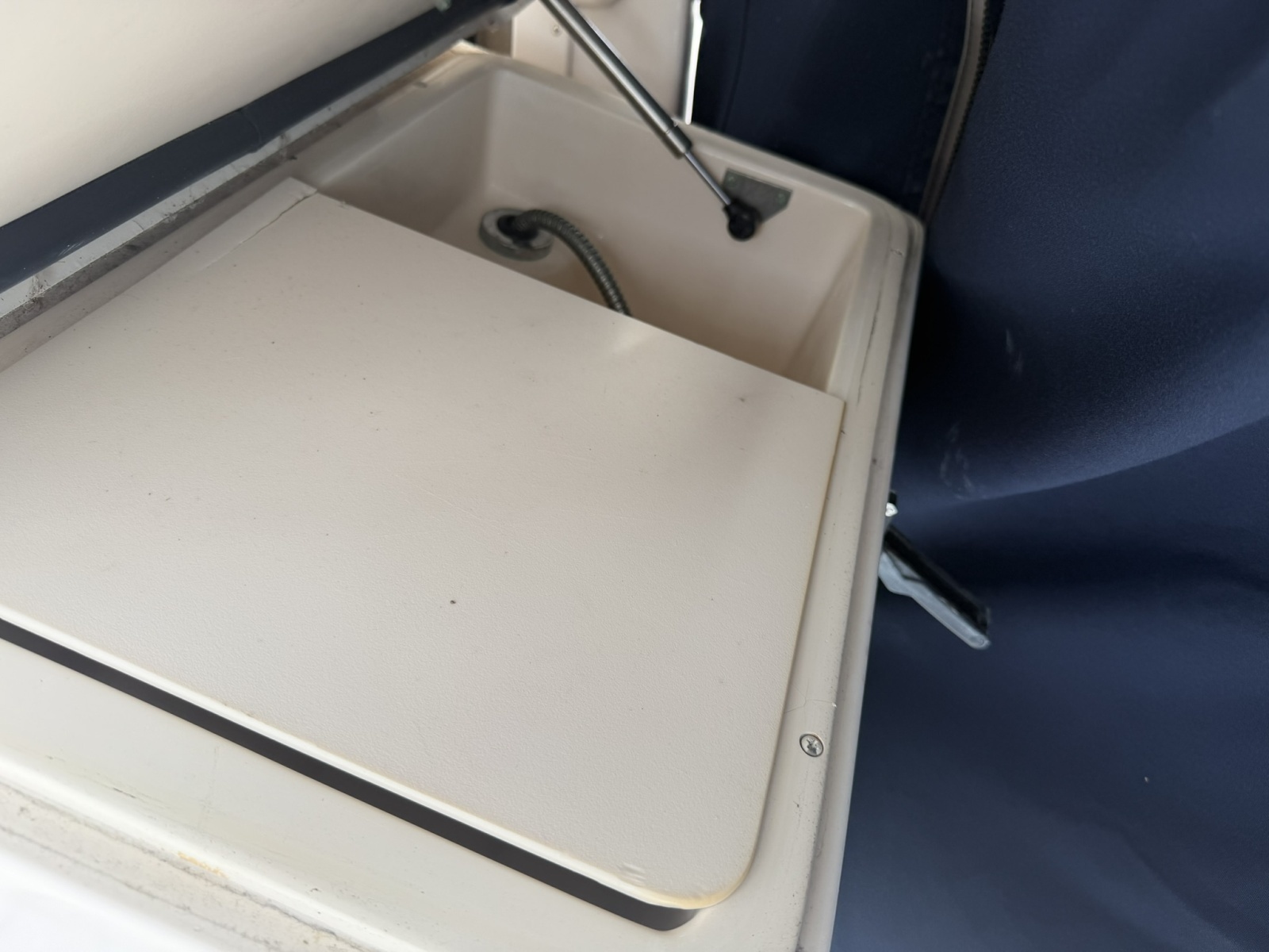 30ft Grady White Yacht For Sale