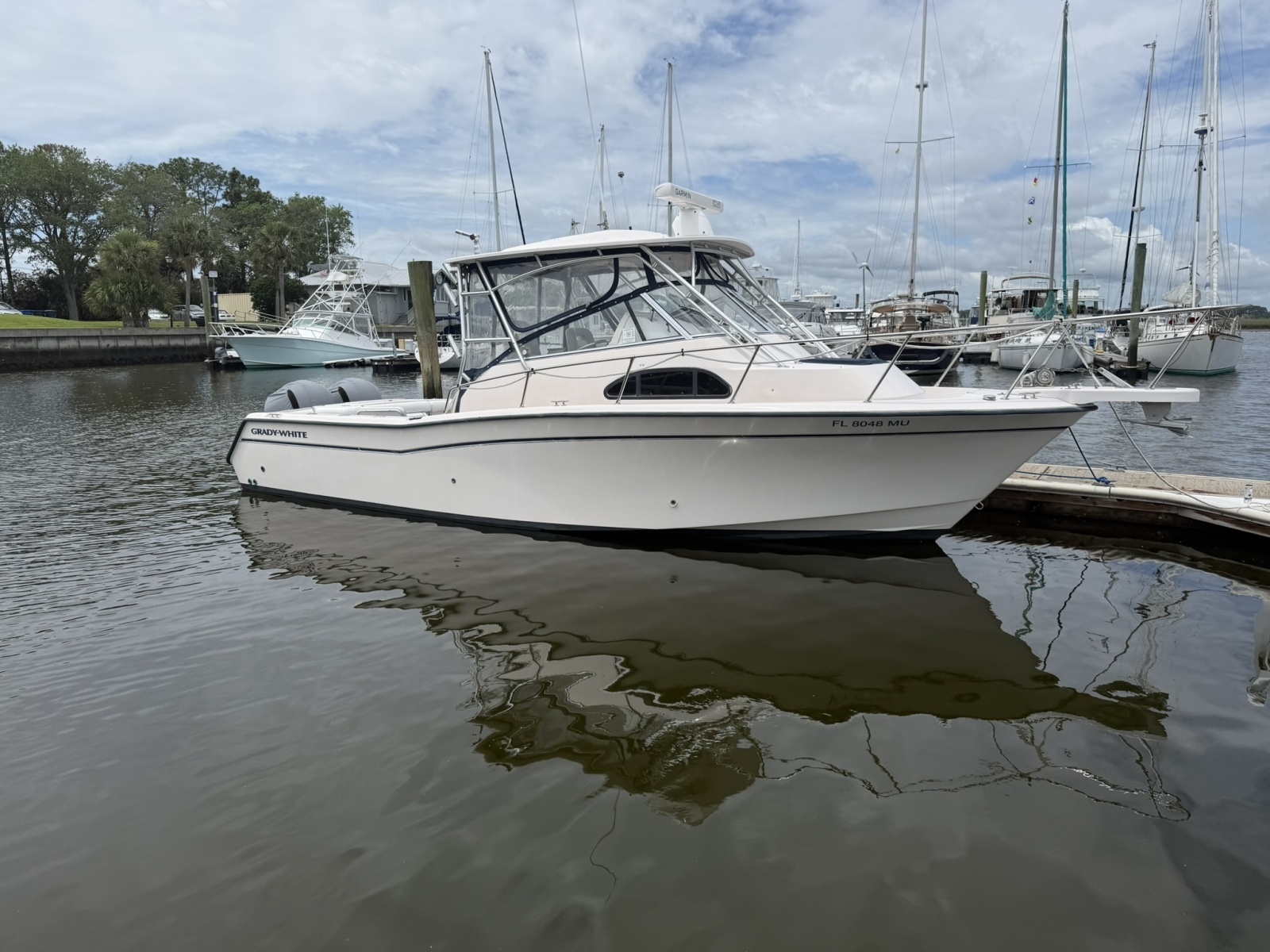 30ft Grady White Yacht For Sale