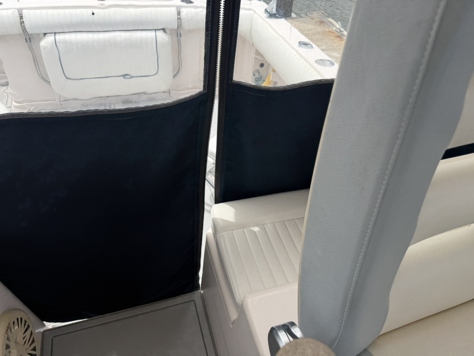 30ft Grady White Yacht For Sale