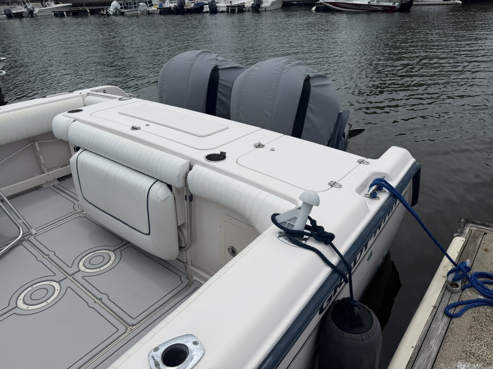 30ft Grady White Yacht For Sale