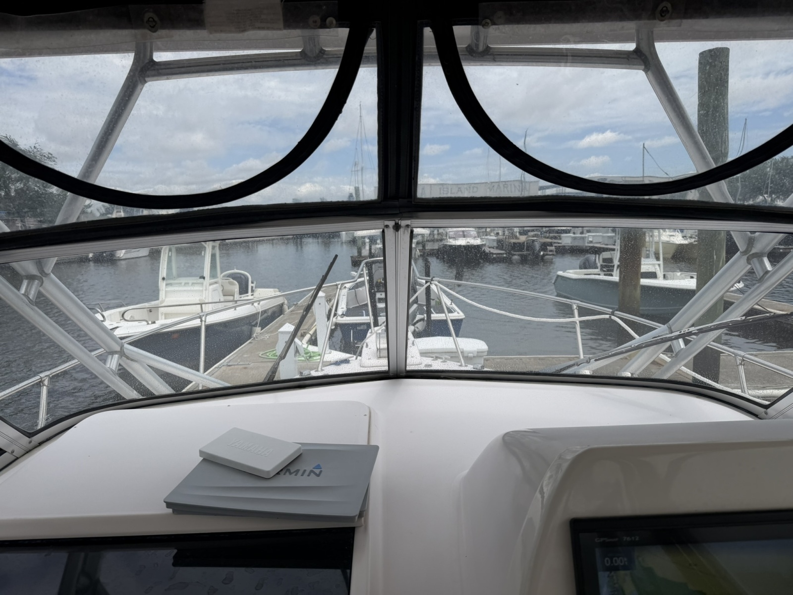 30ft Grady White Yacht For Sale