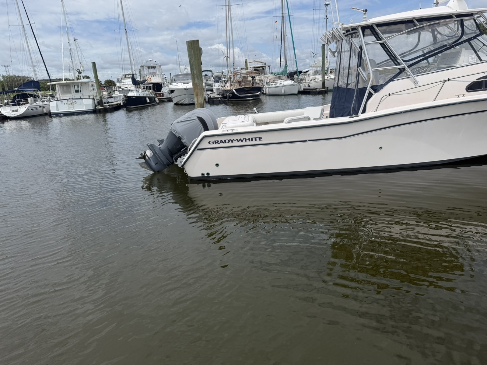 30ft Grady White Yacht For Sale