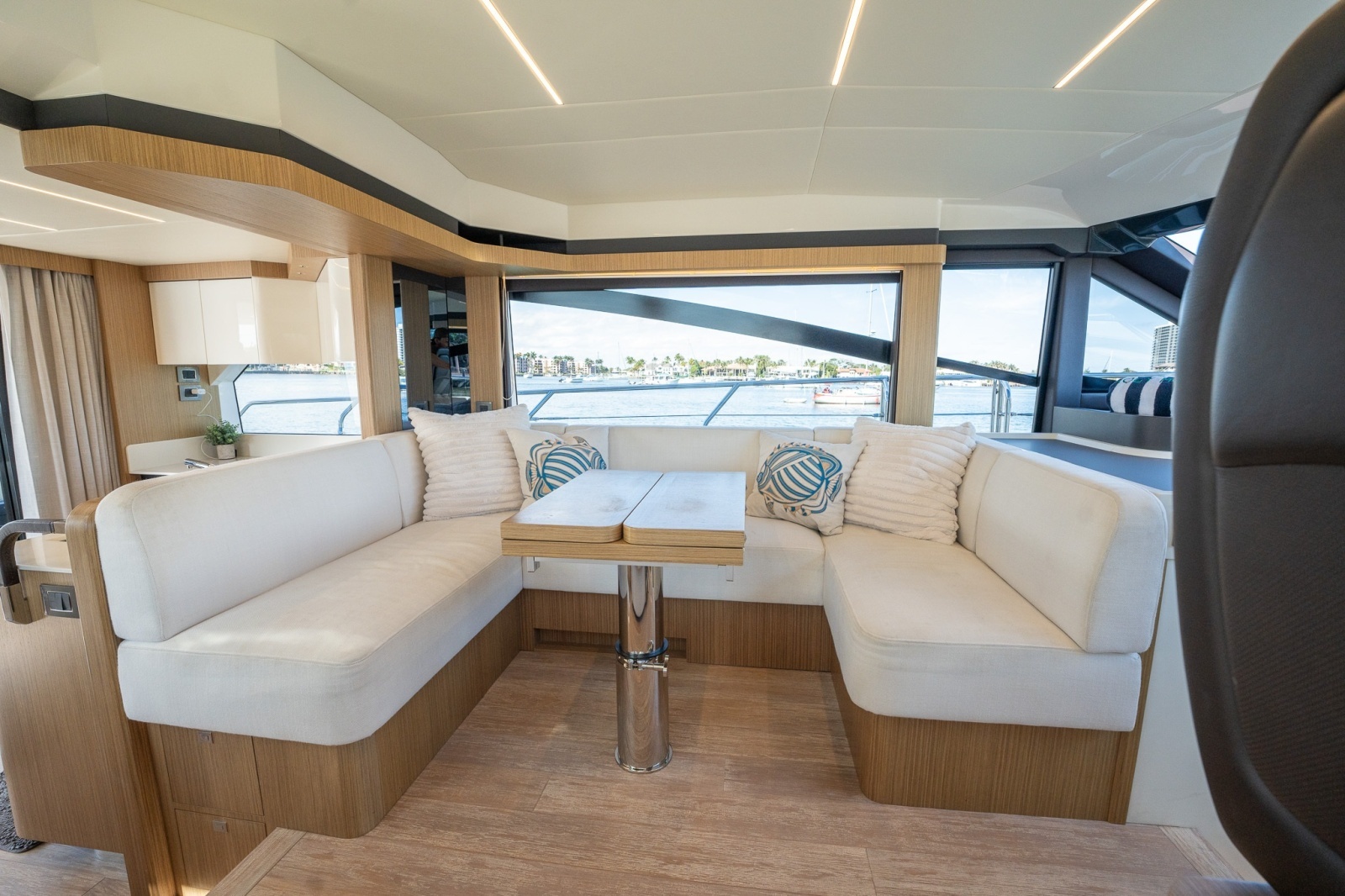 Holy Moly 50ft Absolute Yacht For Sale