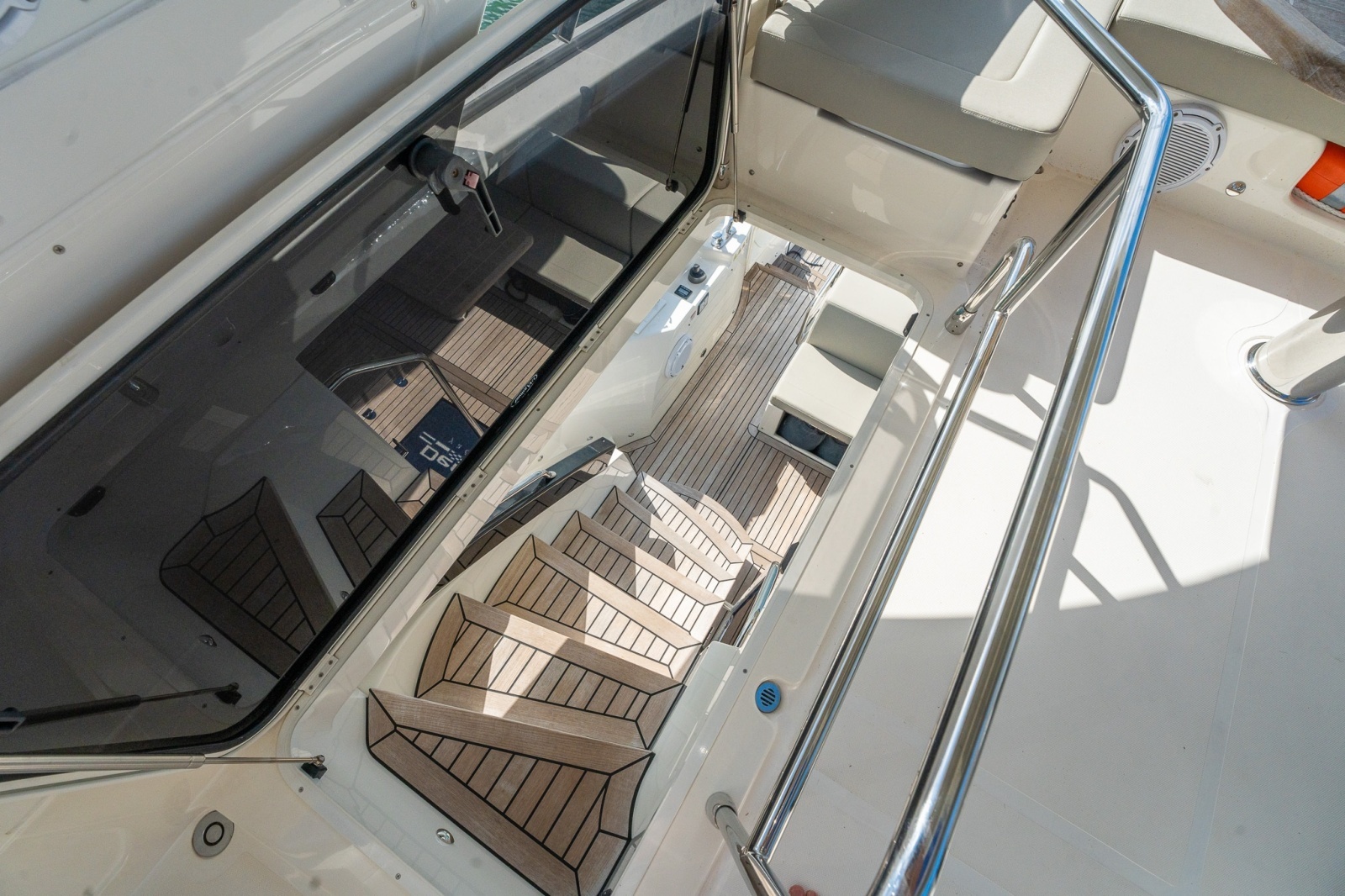 Holy Moly 50ft Absolute Yacht For Sale