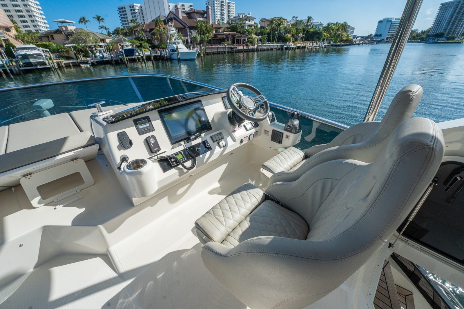 Holy Moly 50ft Absolute Yacht For Sale