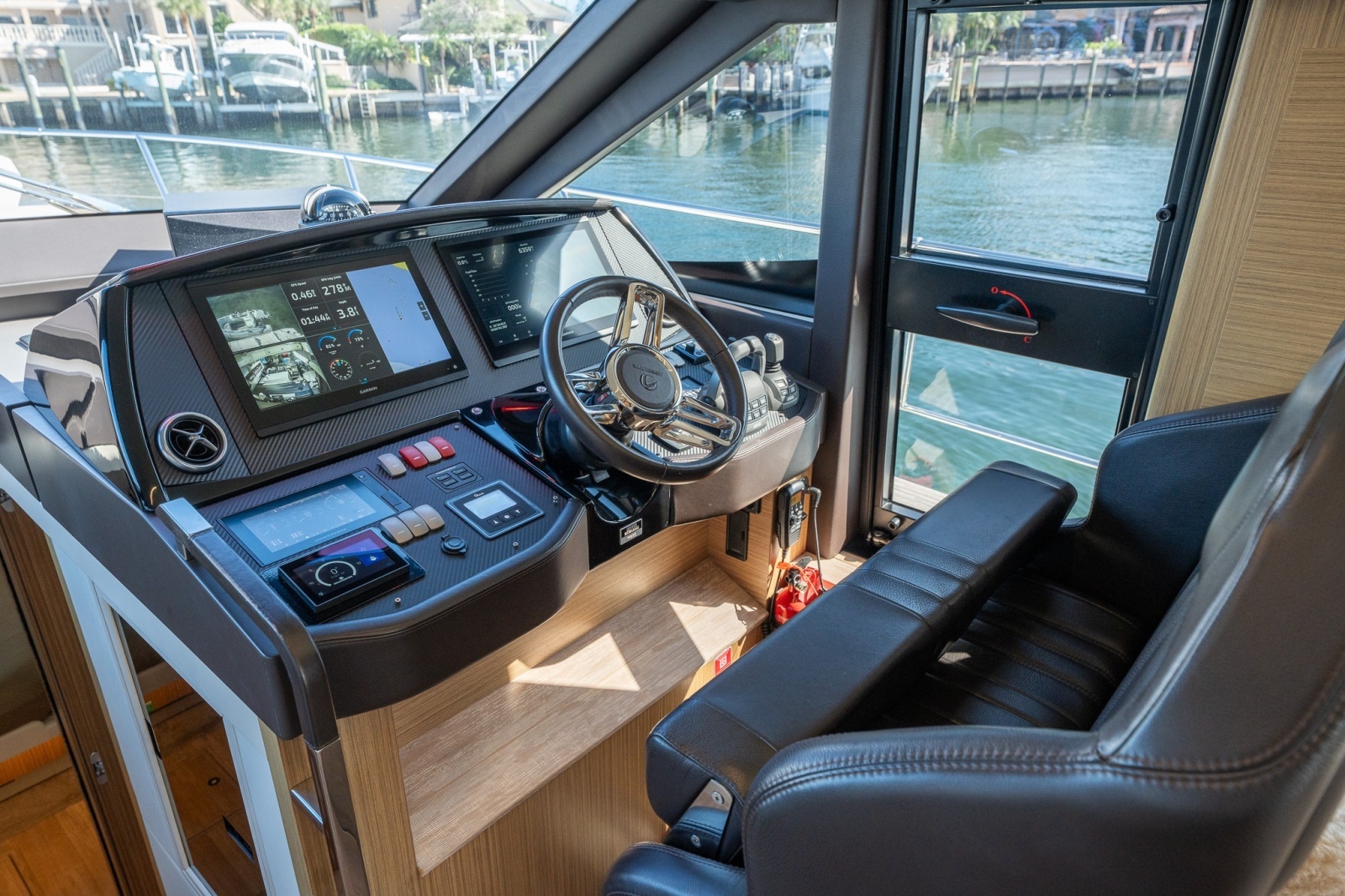 Holy Moly 50ft Absolute Yacht For Sale
