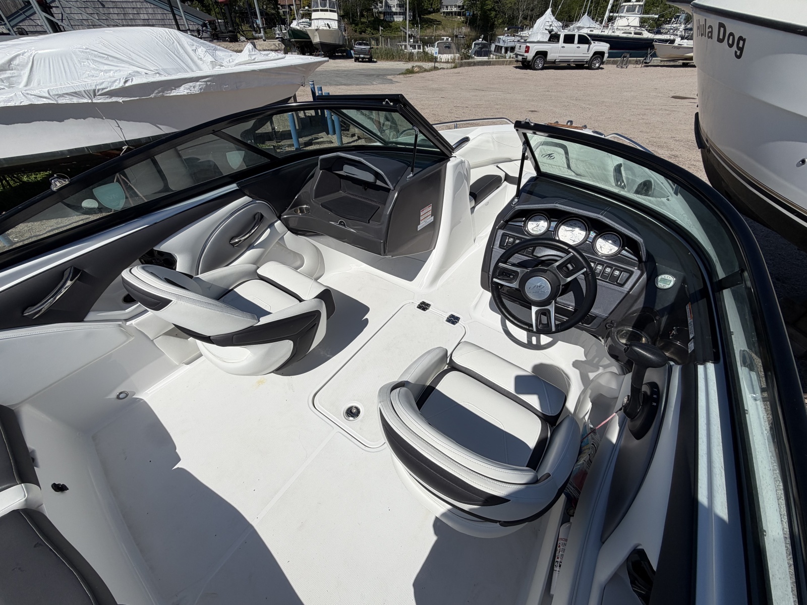 2018 Monterey 204 FS