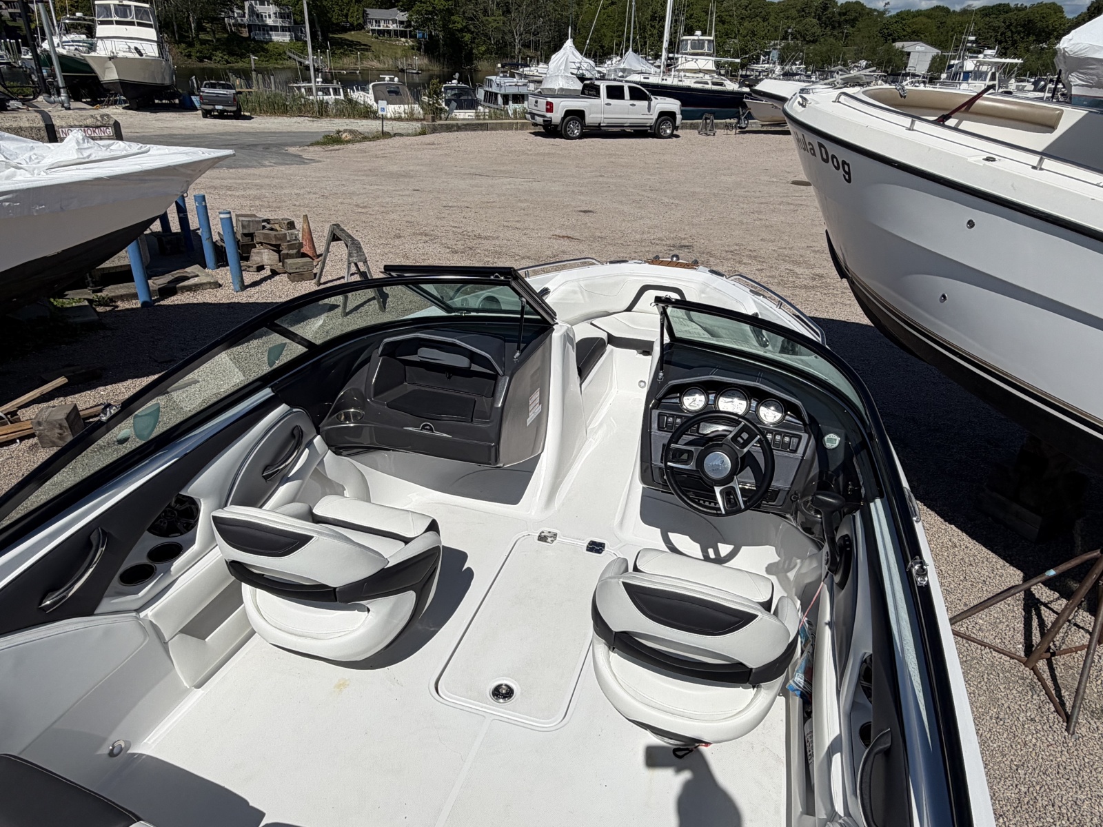 2018 Monterey 204 FS