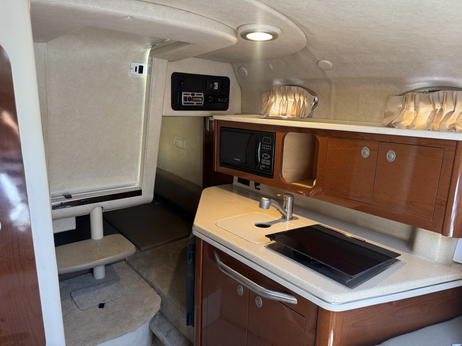 2008 Sea Ray Sundancer 260
