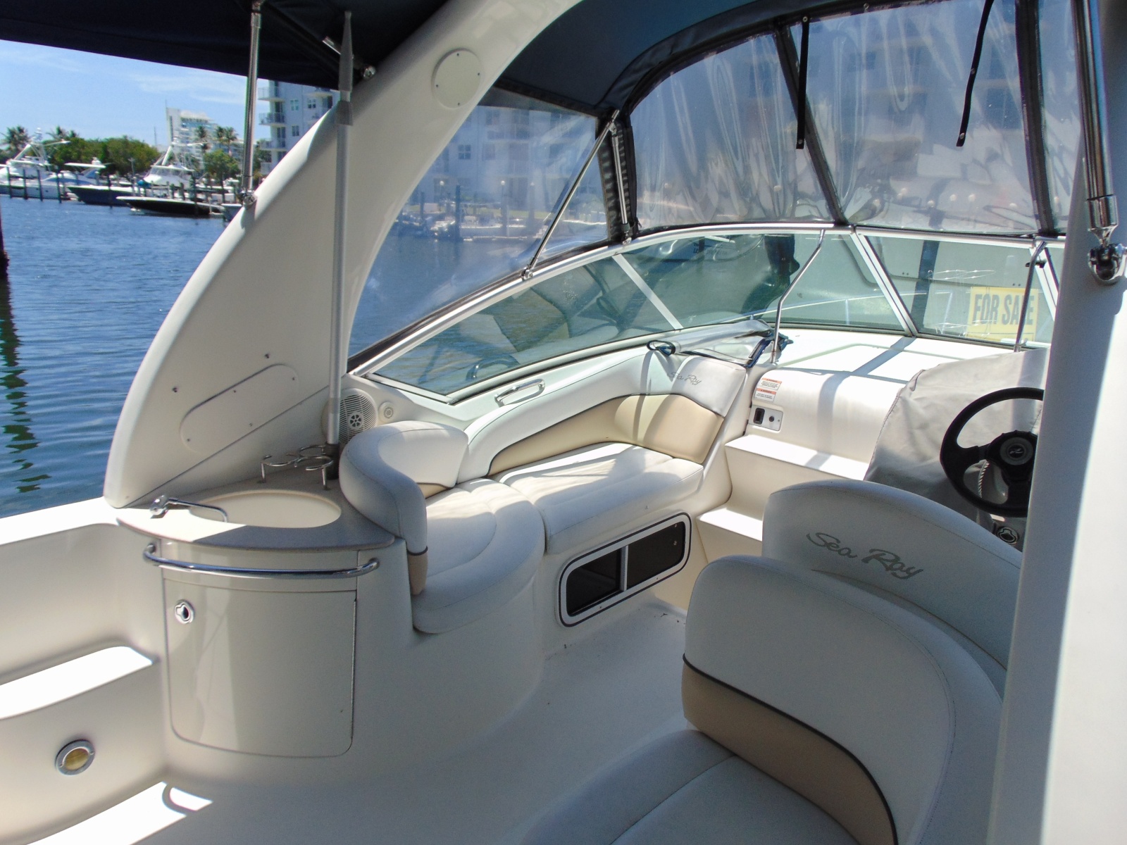 2008 Sea Ray Sundancer 260
