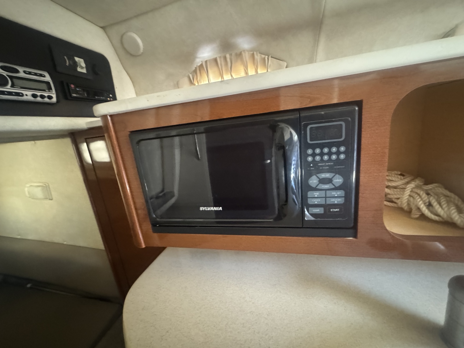 2008 Sea Ray Sundancer 260