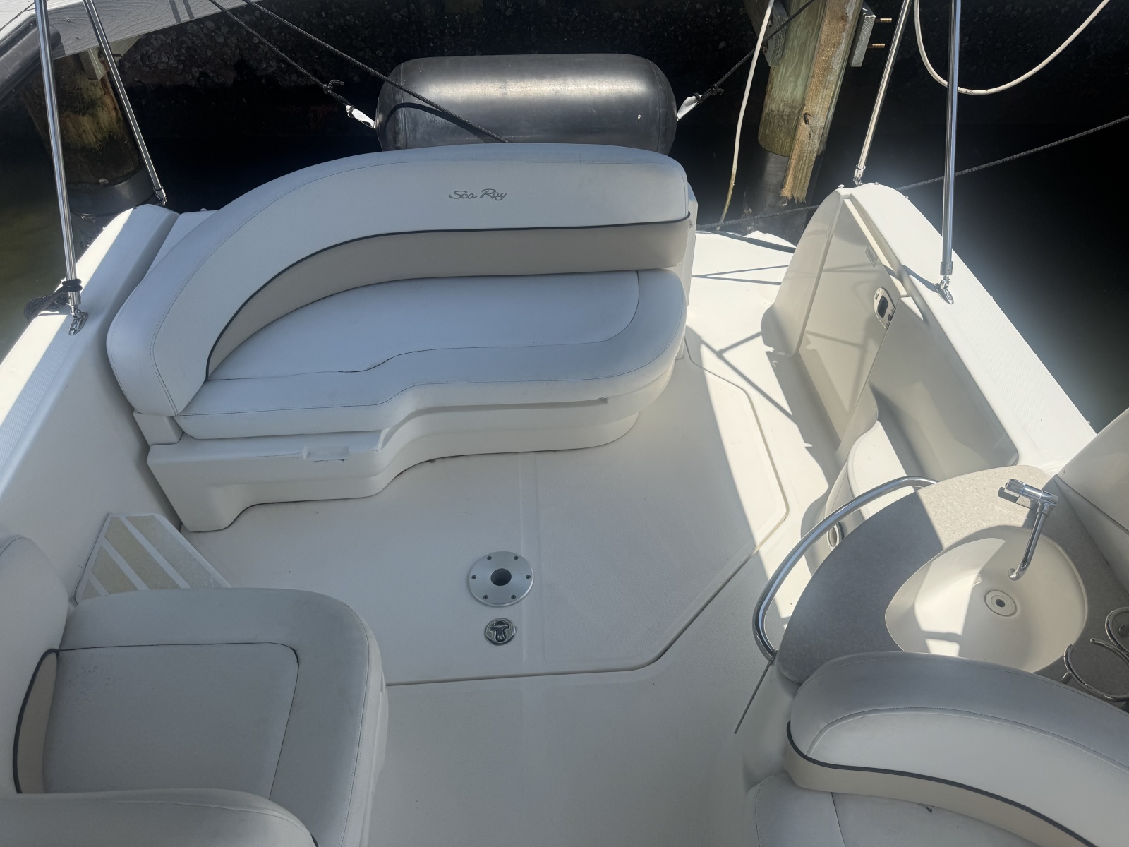 2008 Sea Ray Sundancer 260