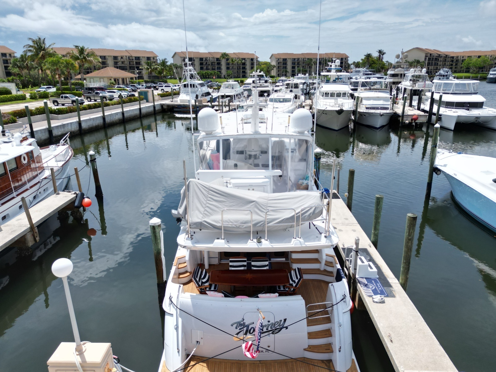 2008 Hatteras 