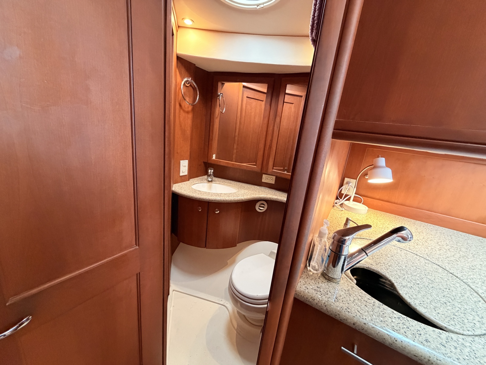 2006 Silverton 38 Convertible