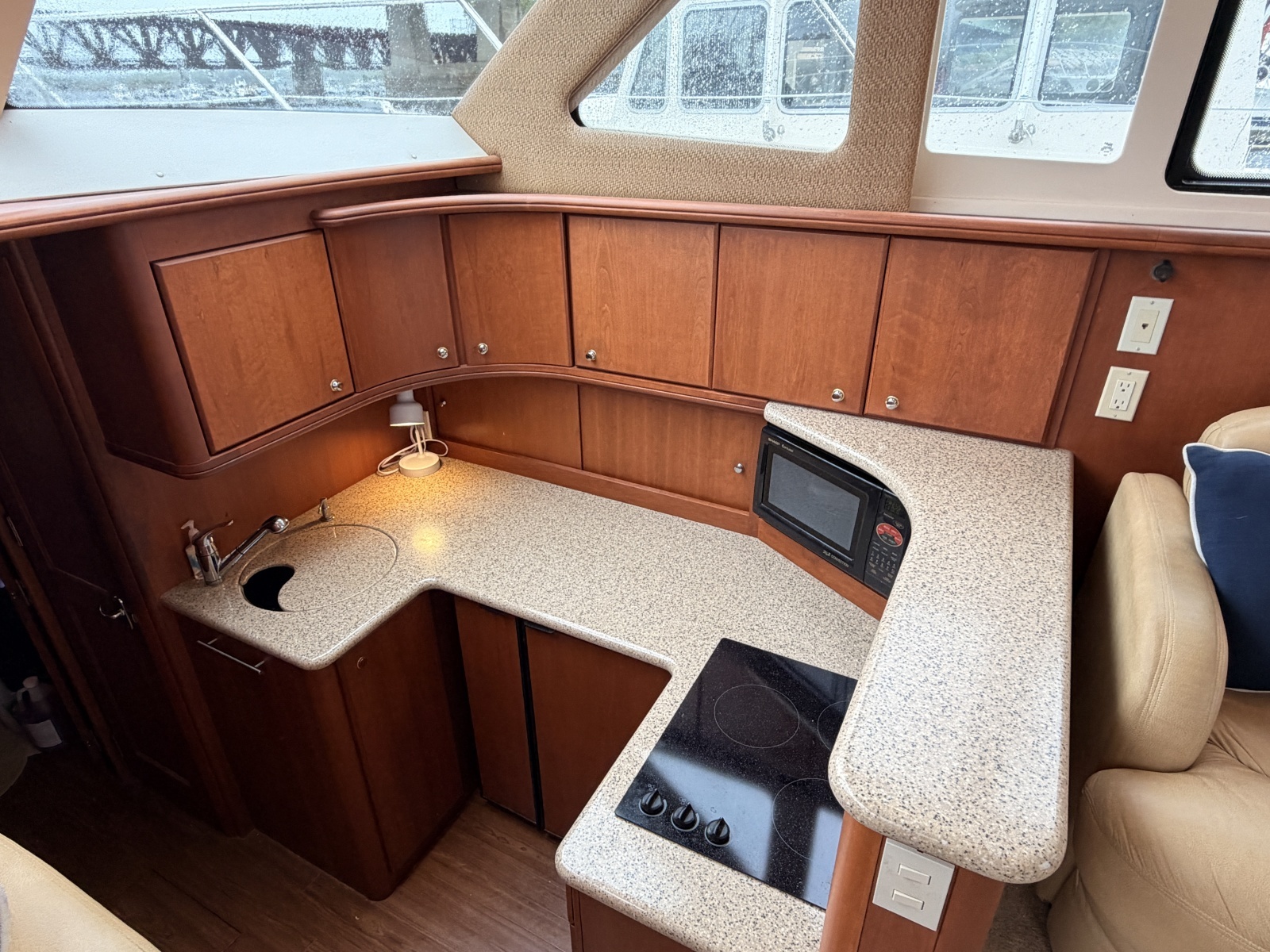 2006 Silverton 38 Convertible