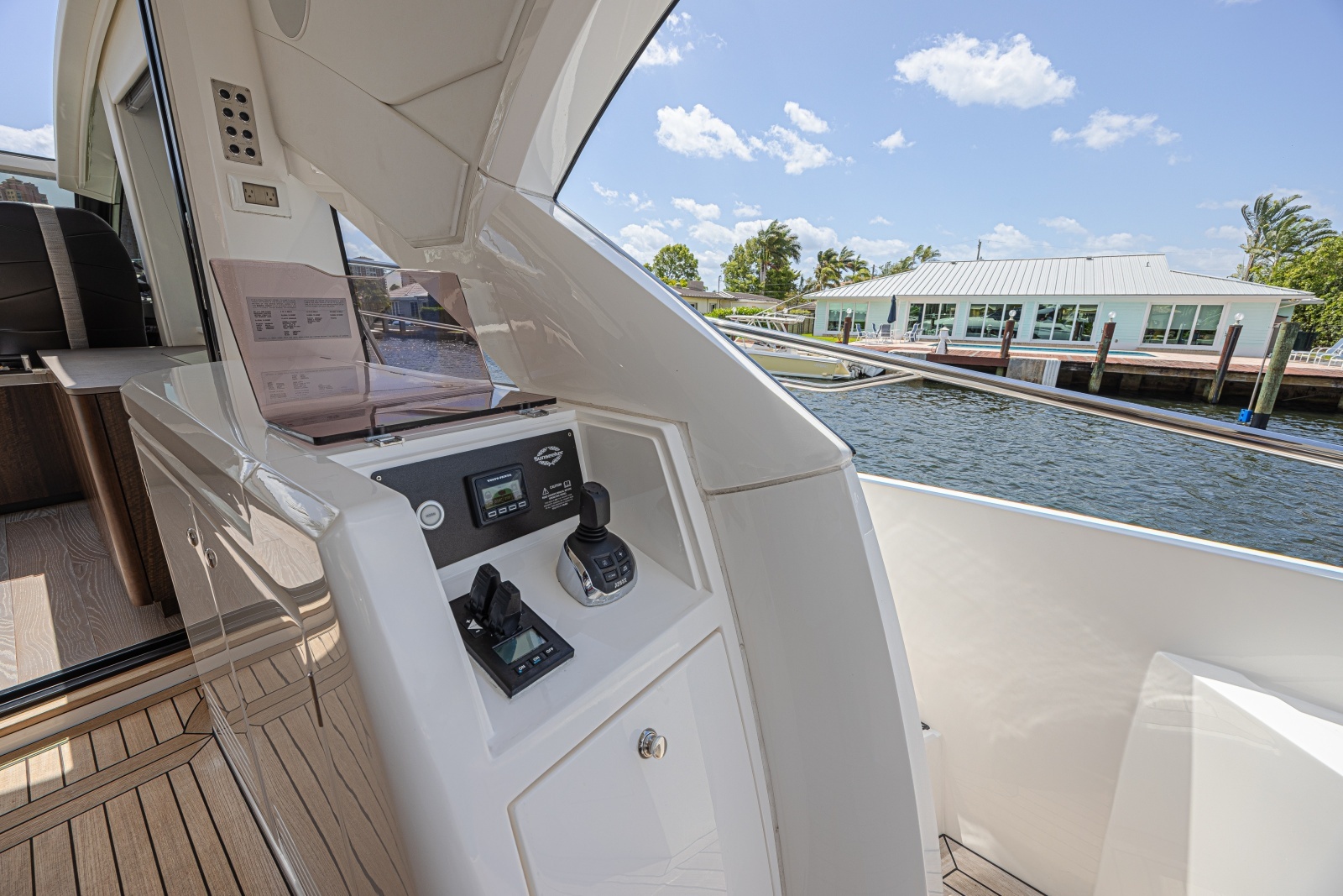 2021 Sunseeker Predator 60 EVO