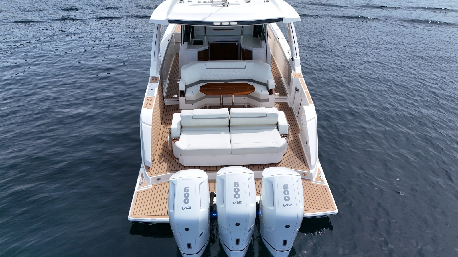 2023 Tiara Yachts 48 LS