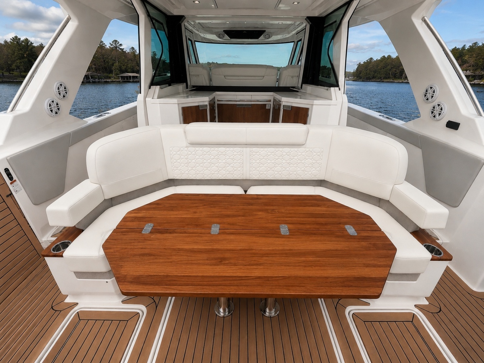 2023 Tiara Yachts 48 LS