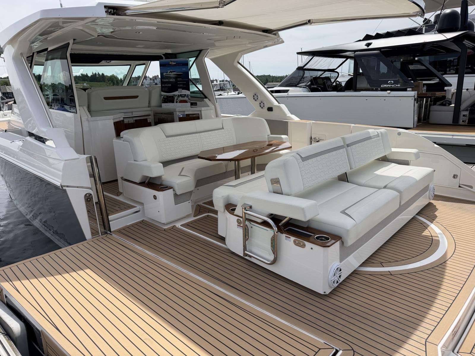 2023 Tiara Yachts 48 LS