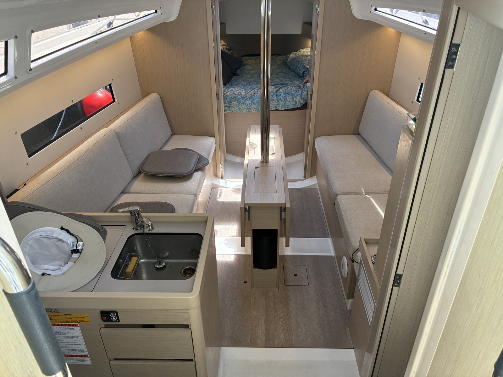2024 Beneteau Oceanis 30.1