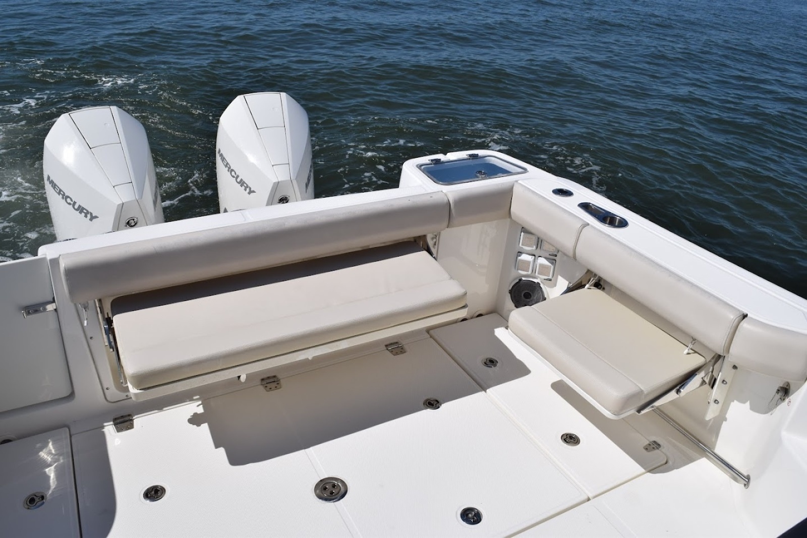 SIP N SEA 32ft Boston Whaler Yacht For Sale
