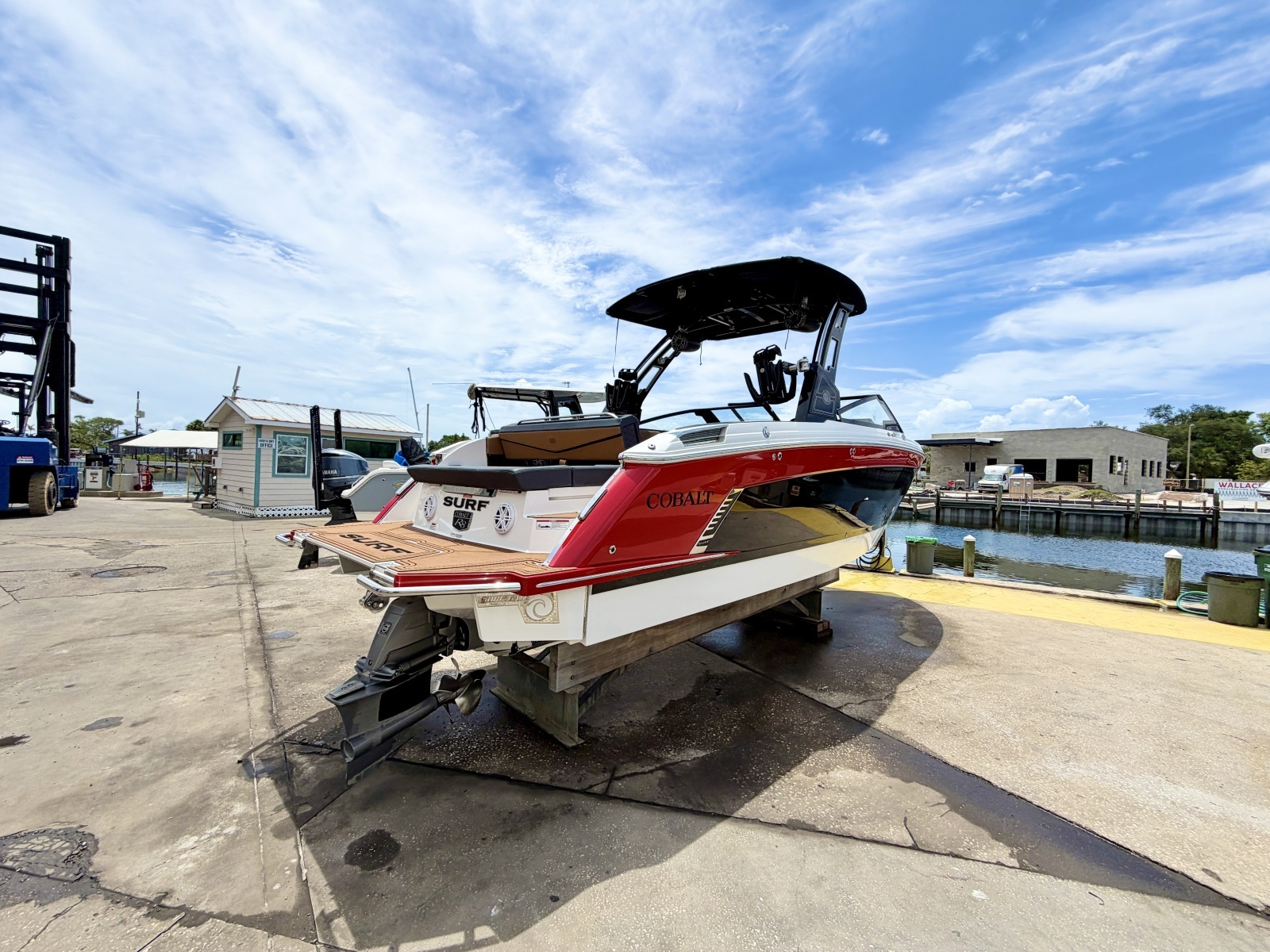 28ft Cobalt Yacht For Sale